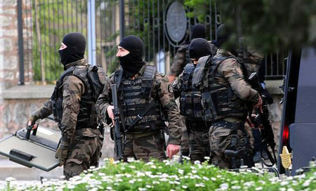 Turquía: Fuerzas de seguridad matan a un suicida de Daesh en Ankara